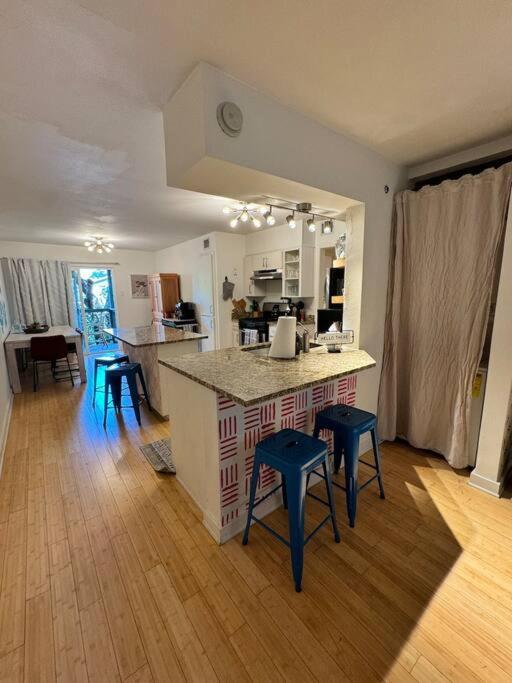 Apartamento 2 Bed With Pool And Creek Views Near Congress Ave Austin Exterior foto